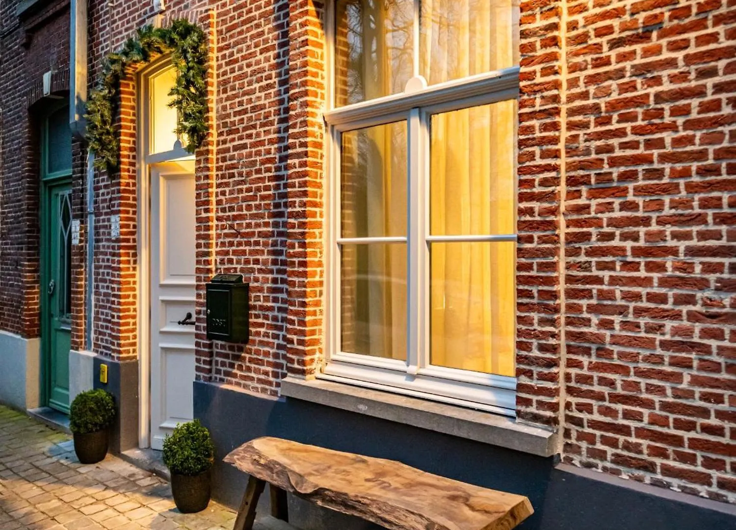 Bed & Breakfast Gezellige Romantische Kamer In Hartje Brugge Miss Marlyn Bed and Breakfast